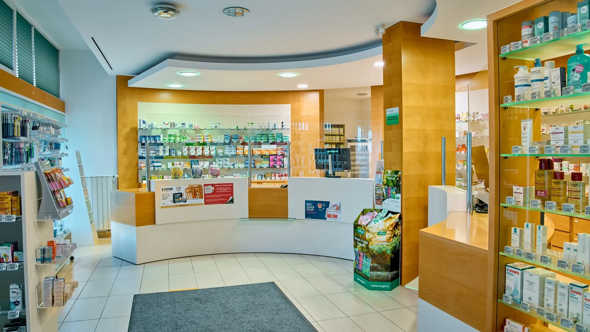 Lekarna Vipava - Notranjost